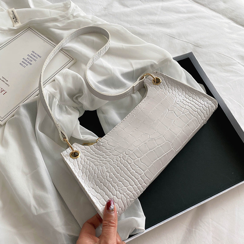 Sac Baguette Effet Croco — Chaîne Dorée