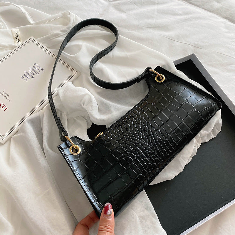 Sac Baguette Effet Croco — Chaîne Dorée